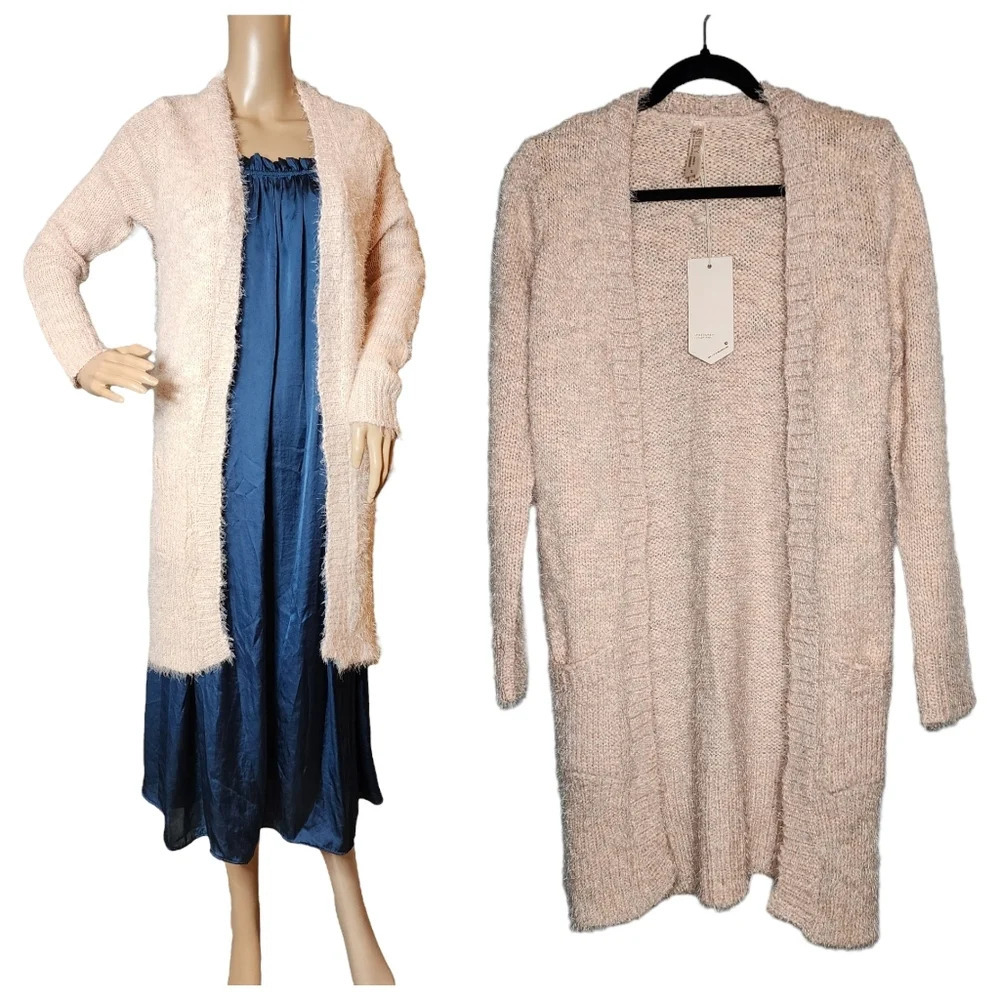 NWT Ashley by 26 international soft pink cardigan sweater